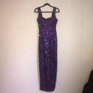 Niteline, Della Roufogali. Purple Prom Dress.